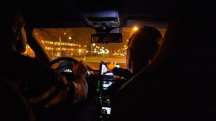 Frans voertuig crasht tijdens achtervolging