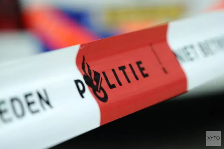 Politie onderzoekt twee explosies