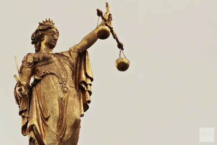 Celstraf van 7 jaar en tbs met dwang geëist in grote sextortionzaak