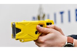 Man neergestoken nabij politiebureau