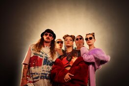 De legendes Charly Lownoise en Critical Mass komen naar Tilburg, want Happy Hardcore is helemaal terug!