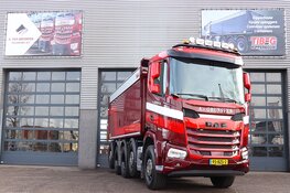 Primeur voor Van Grunsven Transport met eerste NGD DAF XF-en van Truckland