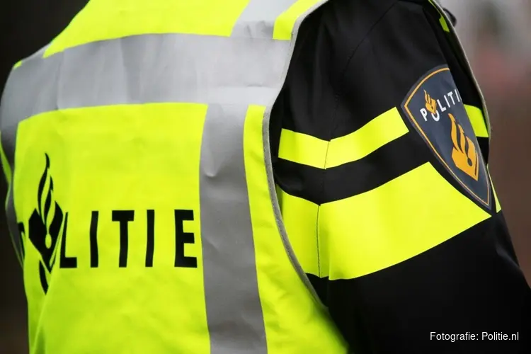 Gewapende overval bij woning, verdachte nog niet aangehouden
