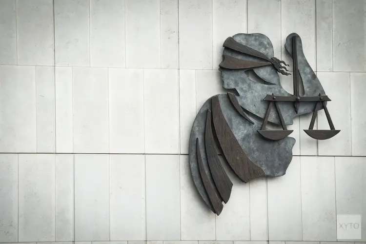 OM eist schuldigverklaring voor bedreigen van agenten met vuurwapen