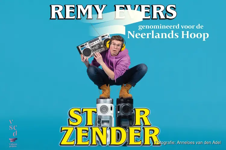 Cabaretier Remy Evers flipt de burenruzie om tot cabaretkunst