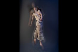 Vertical Blue - Body of Art/Annemijn Rijk