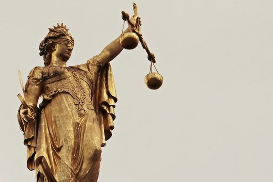 Gevangenisstraf van bijna 3 jaar voor oplichting door ‘dakdekker’