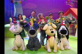 Jubileumvoorstelling Woezel & Pip ging feestelijk in première